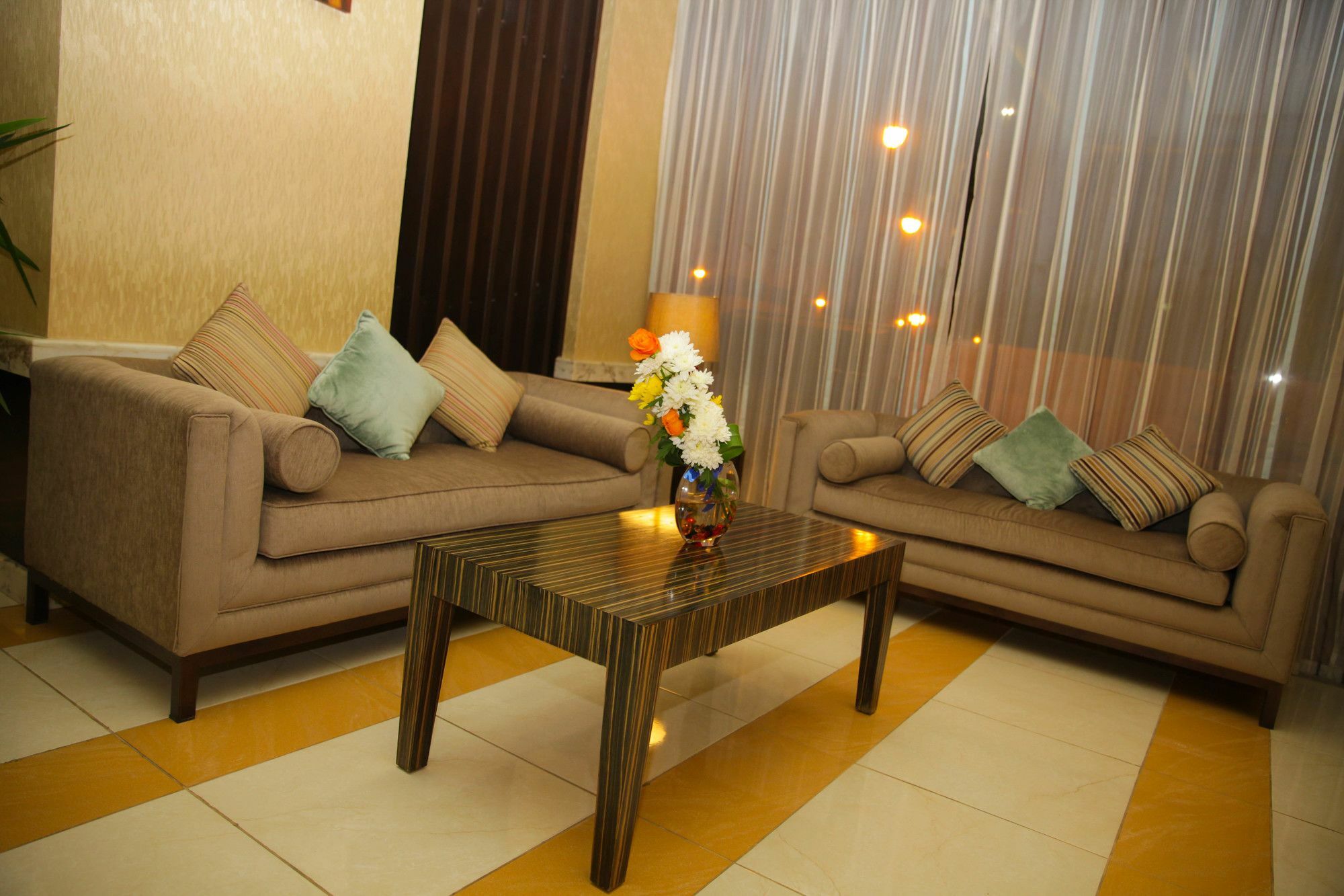 Dalin Hotel